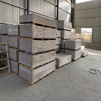 來賓防輻射涂料加重劑與鉛屏風(fēng) 輻射防護(hù)的雙重保障